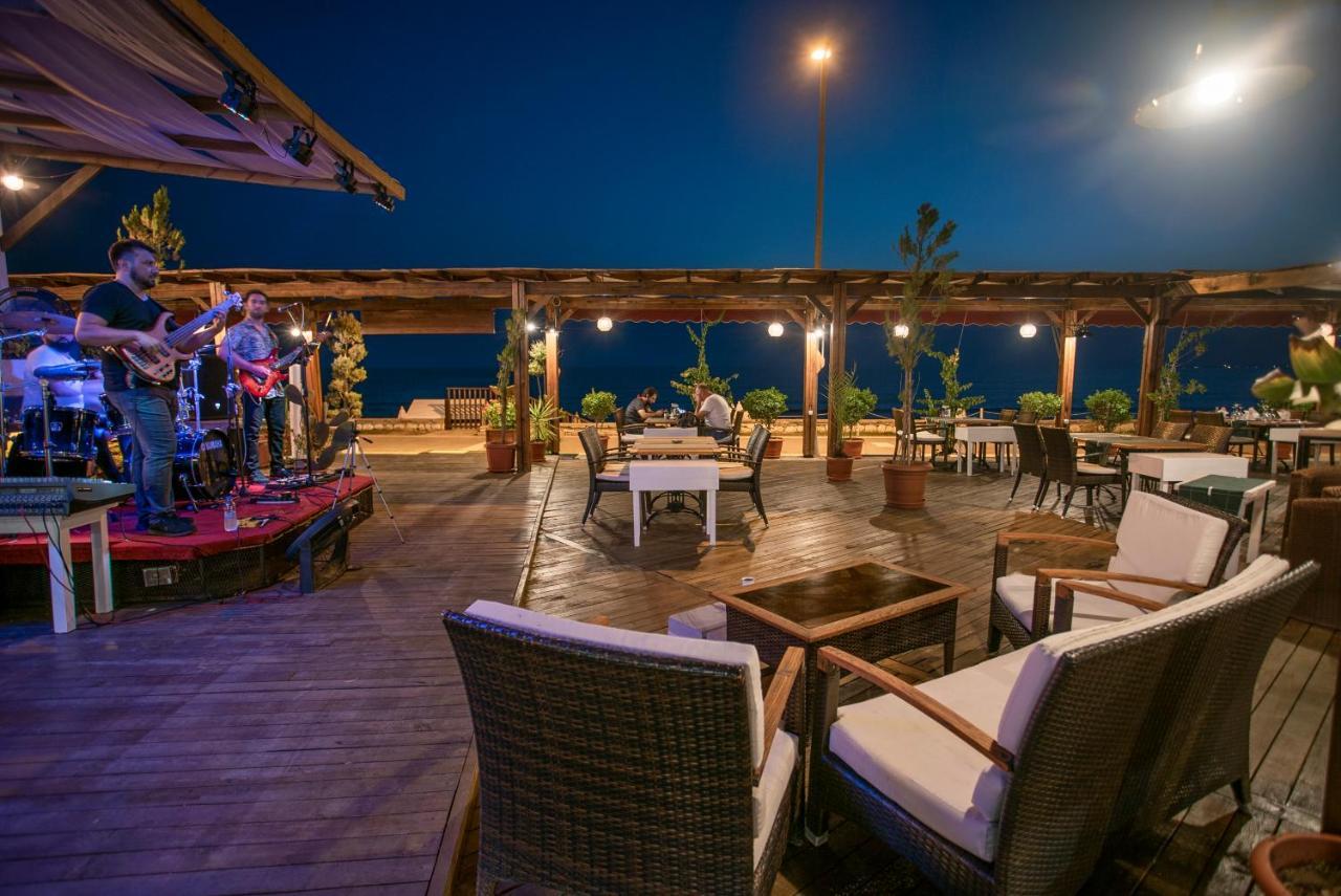 Side Beach Club Extérieur photo