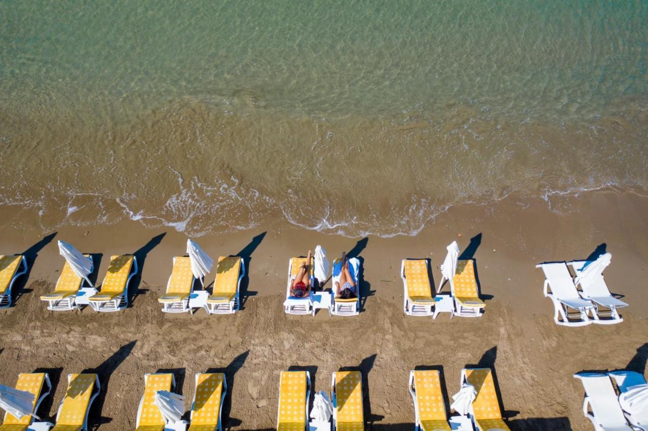 Side Beach Club Extérieur photo