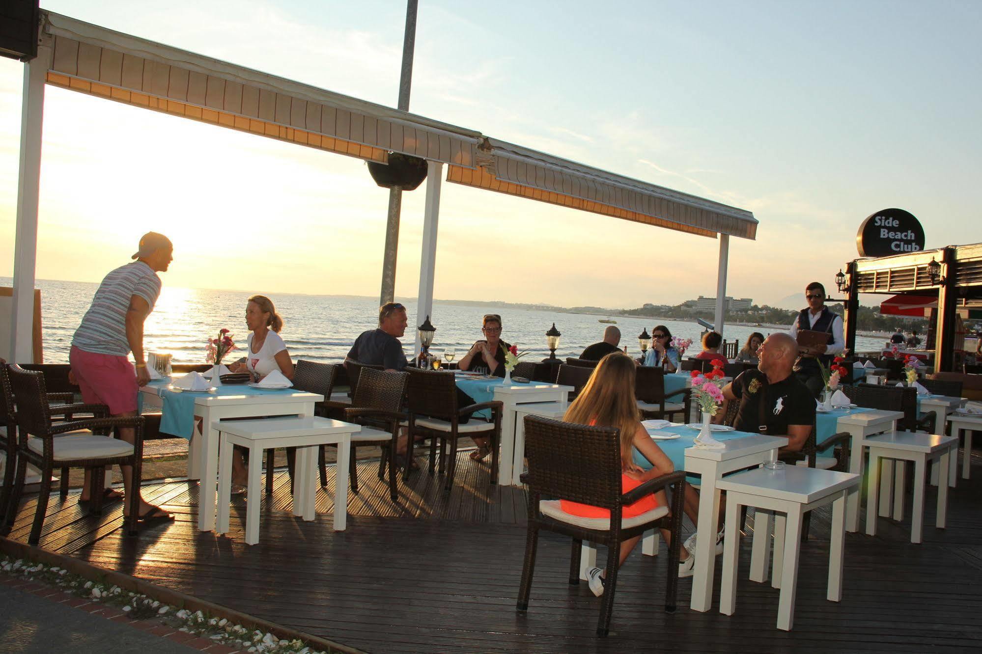 Side Beach Club Extérieur photo